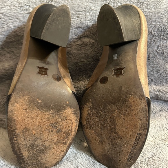 BCBG MAXAZRIA WOMEN'S 2-TONE BROWN CHUNKY HEELS size 8 Euc - Picture 6 of 7